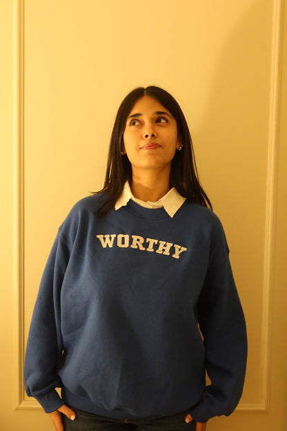 Worthy Collar Sweatshirt